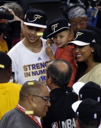 夸梅坦言：若伴侣公开评论如库嫂将果断结束关系，双方不存在依赖关系