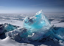 弹无虚发!邓肯-罗宾逊在训练师指导下进行专项三分球投射训练